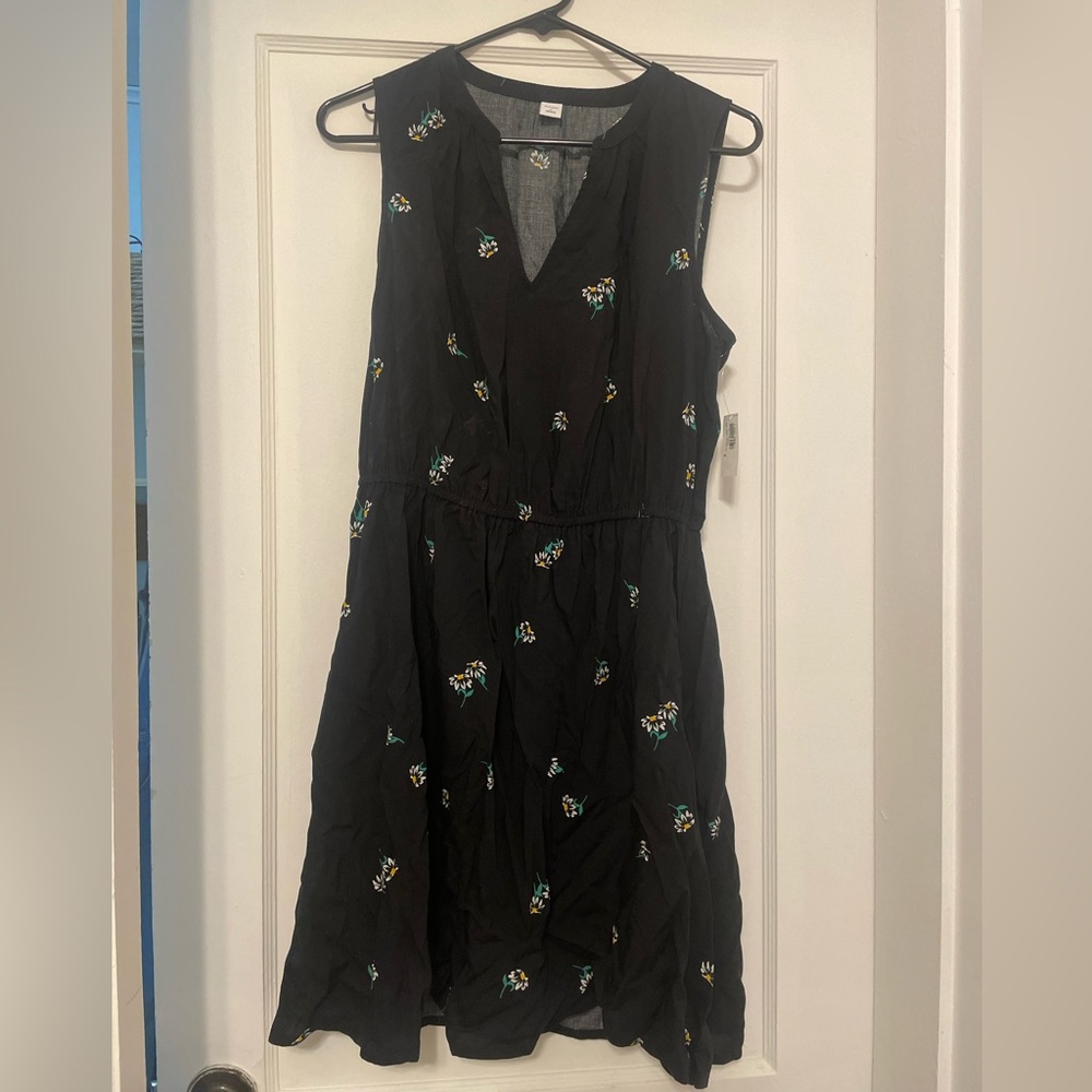 NWT Old Navy Dress Size Medium